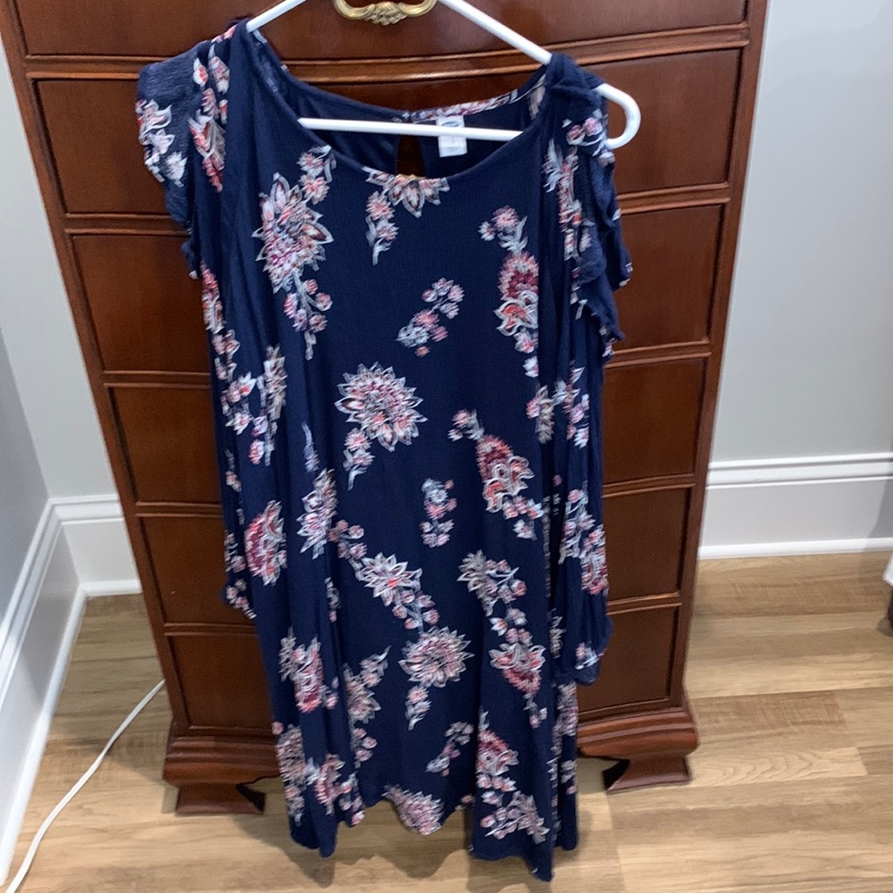 Blue print dress with open shoulder long sleeve
